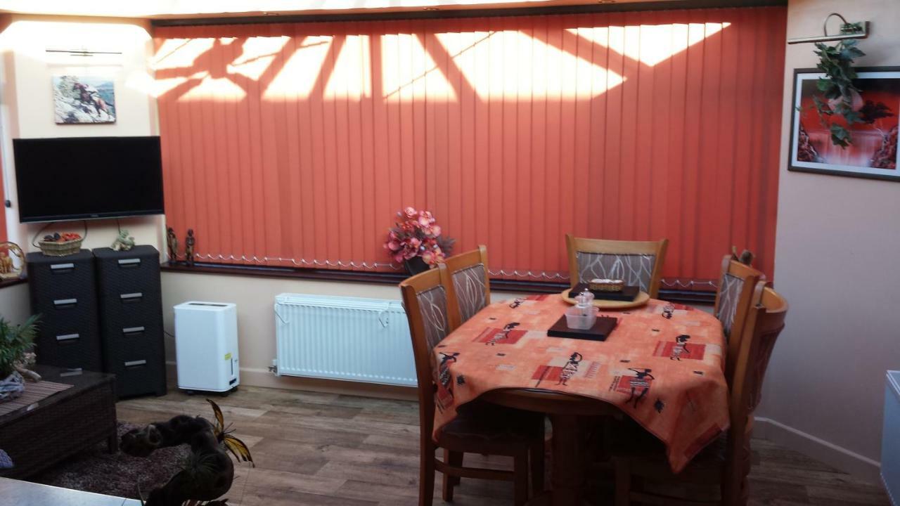 Fernlea Homestay Aberystwyth Ngoại thất bức ảnh